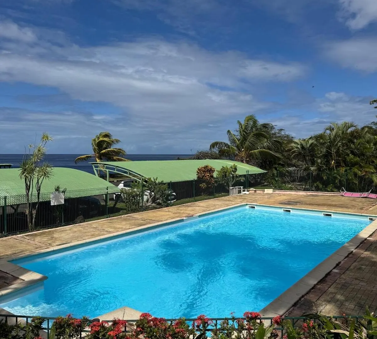 Studio Marina, Avec Piscine Gourbeyre